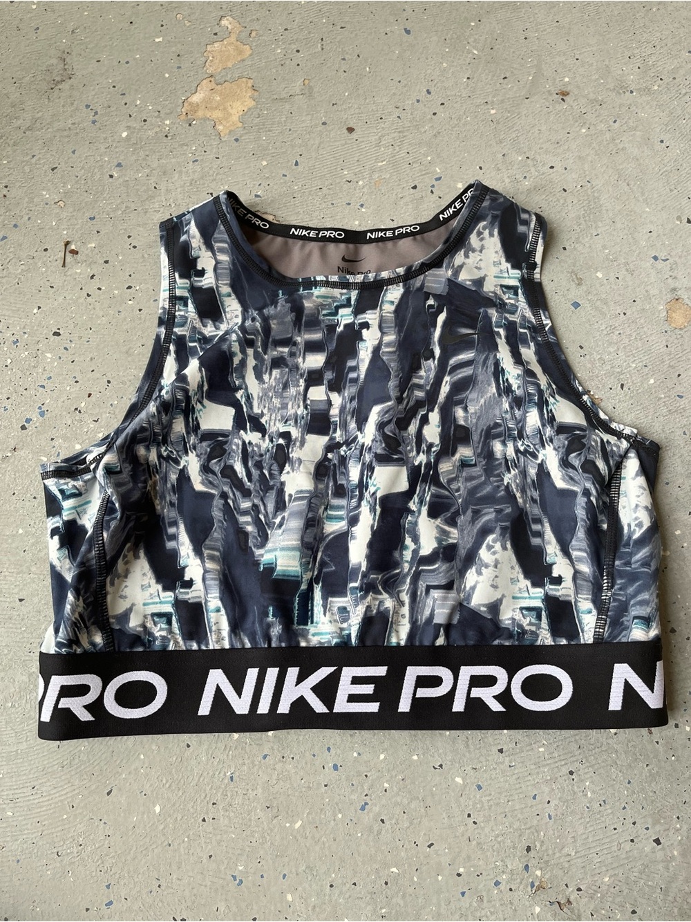 Nike Abstract Print Cropped Sports Bra — Black, White & Teal